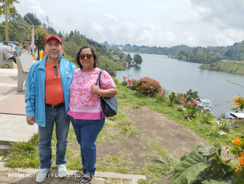 Tour A Guatapé Desde Medellín Con Visita A La Piedra El Peñón De Guatapé, ¡Comparte en familia el lunes 27 de febrero de 2023!