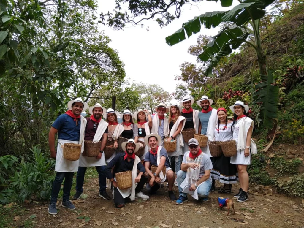 Coffee Tour En Medellín – Experiencia Cafetera Tour Del Café, ¡Viaja este lunes 5 de febrero de 2024!