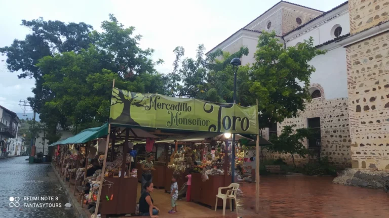 Tour Cultural Santa Fe De Antioquia Con Visita Al Puente De Occidente Y Centro Histórico, ¡Vamos a disfrutarlo el sábado 19 de abril de 2025!