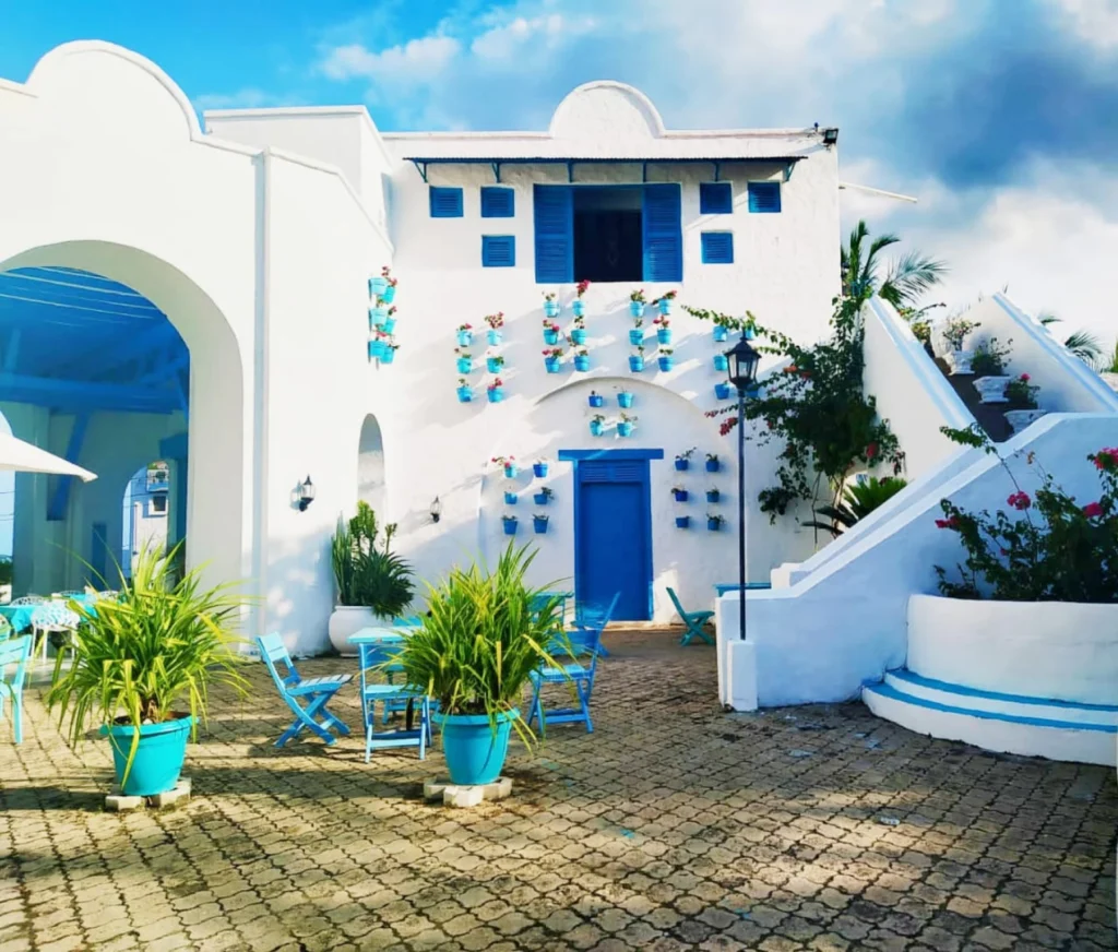 Día De Sol Al Santorini Colombiano Desde Medellín, ¡Únete este lunes 17 de noviembre de 2025!